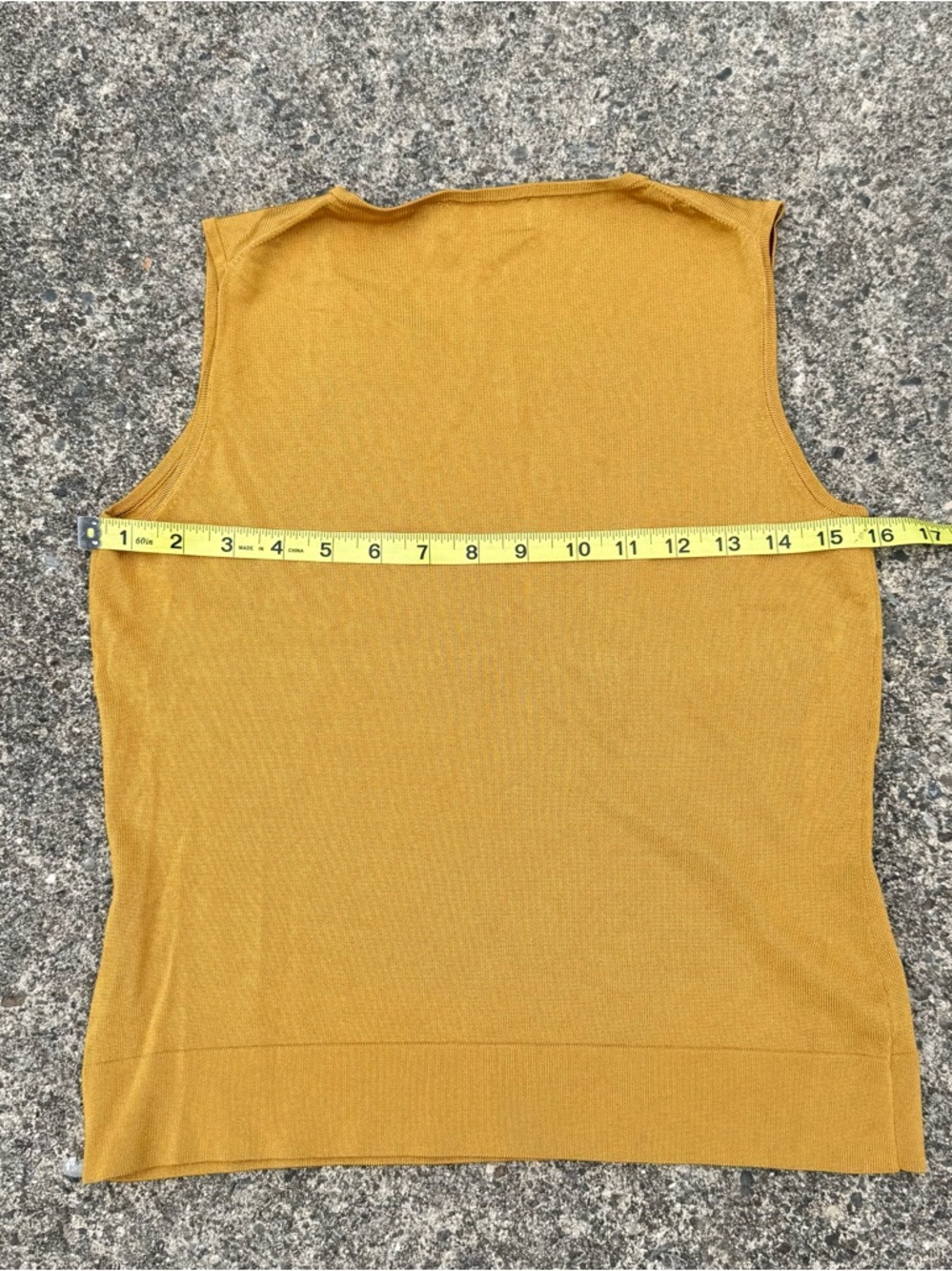 Liz Claiborne Mustard Gold V-Neck Knit Top Silk Feel Size S - Picture 5 of 6